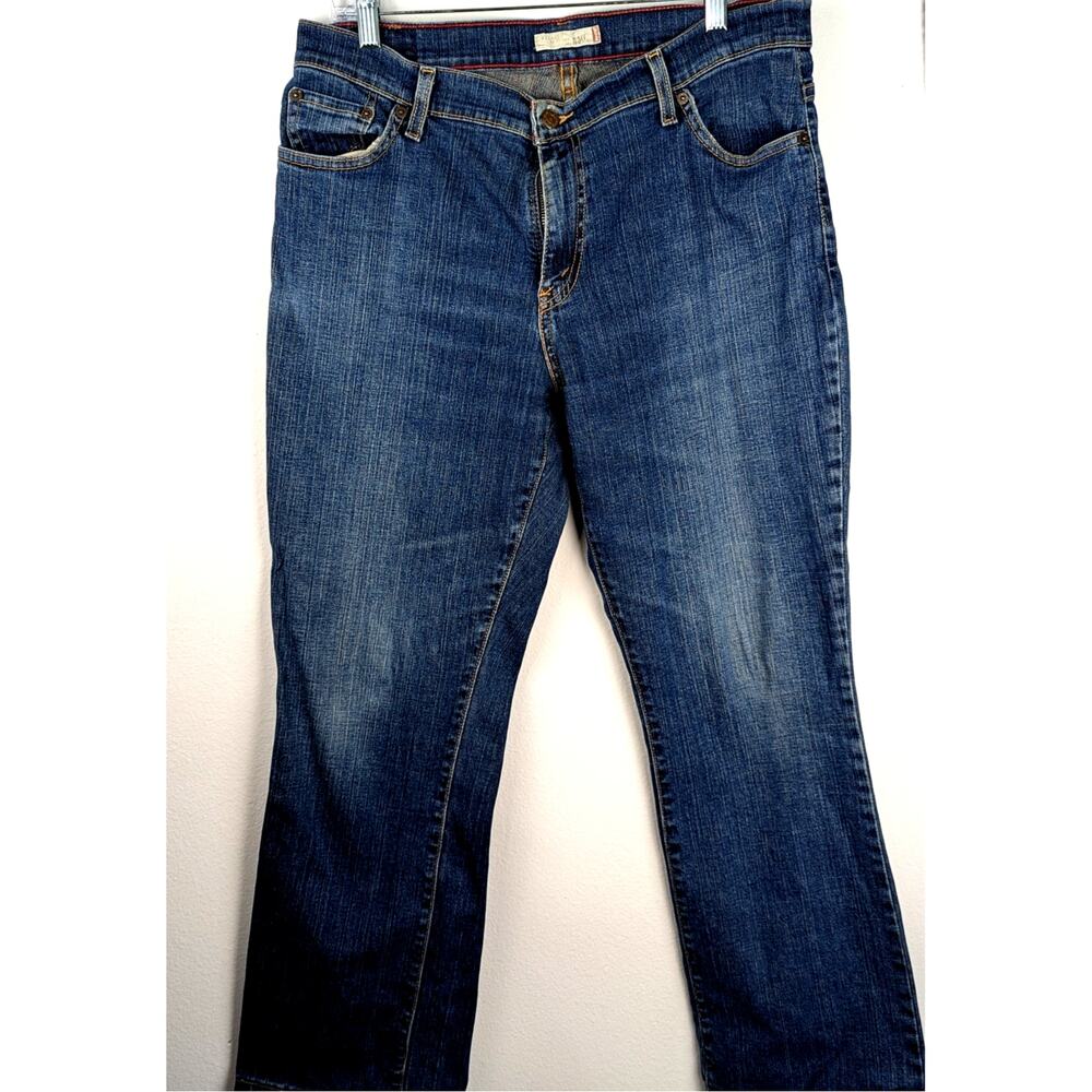 Levi's relaxed bootcut womens Jeans Sz 14 short Style 550